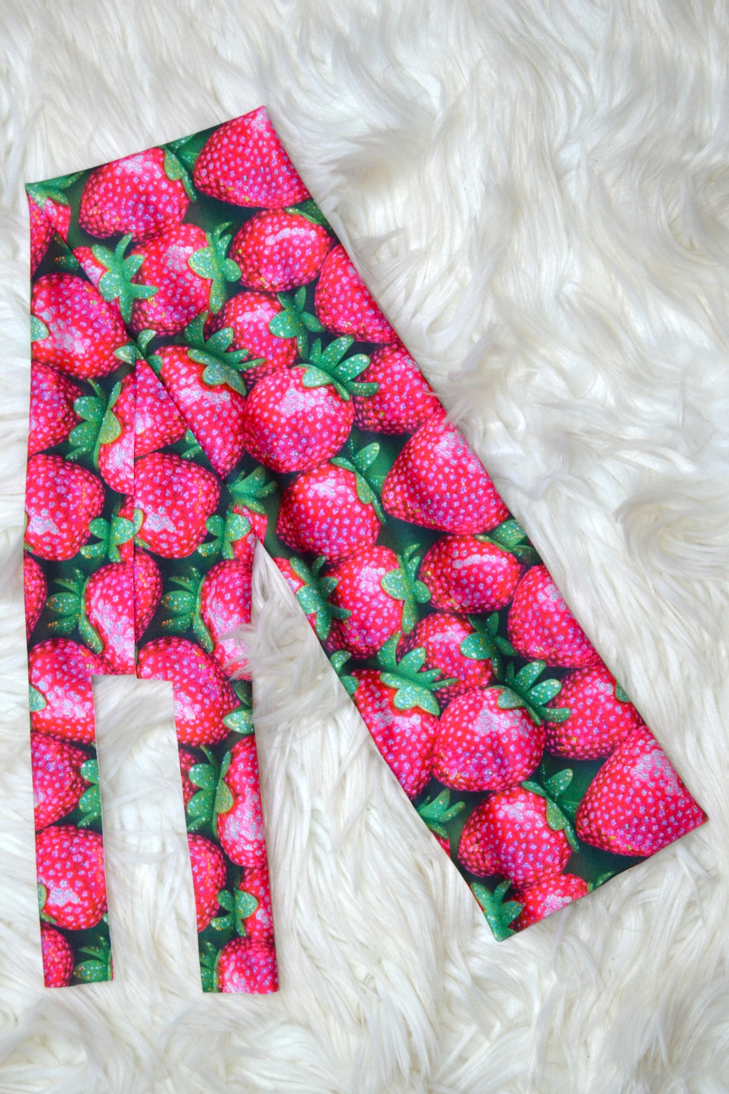 Strawberry Sparkle Tail Bag