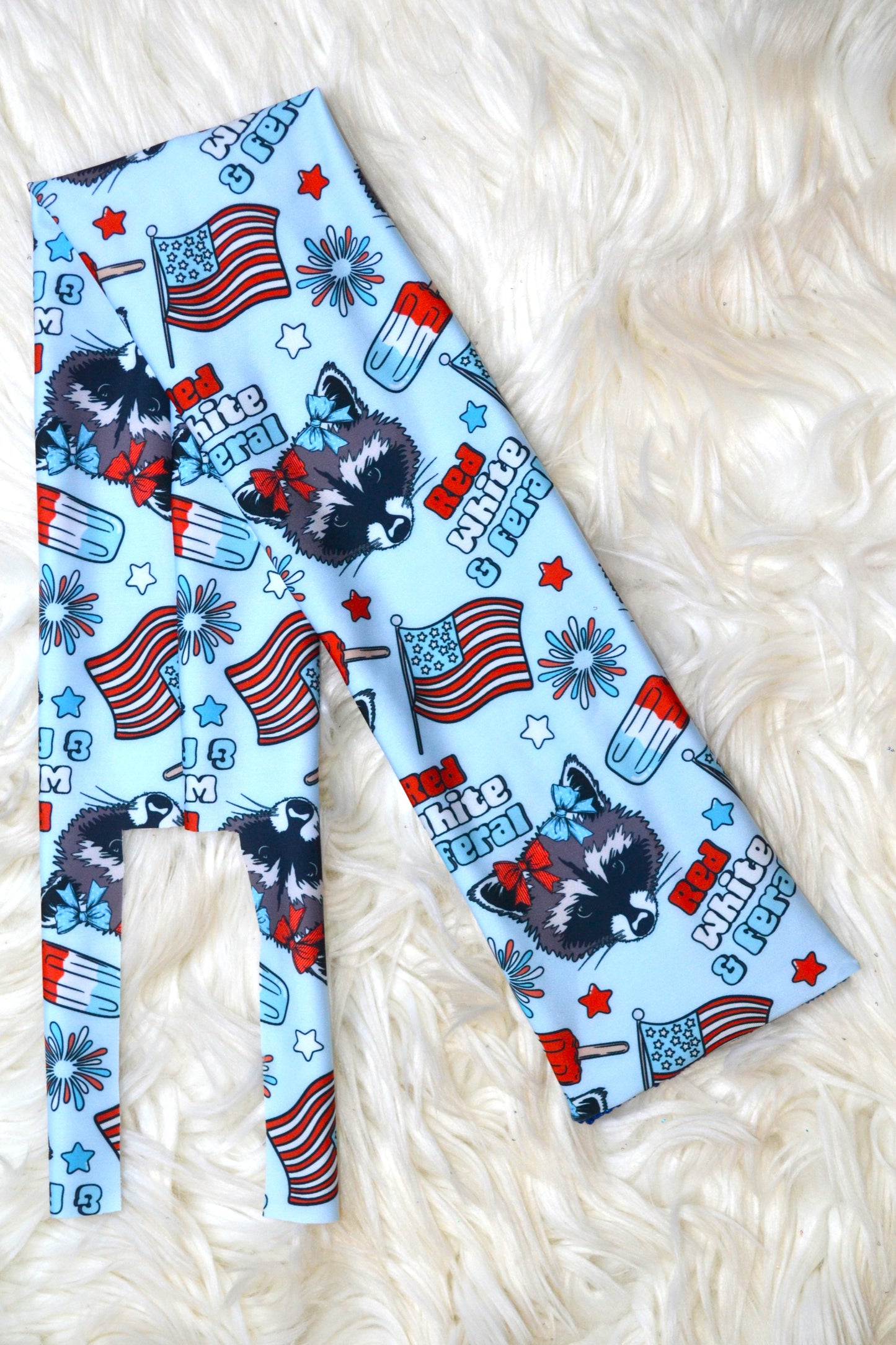 Red White & Feral Tail Bag