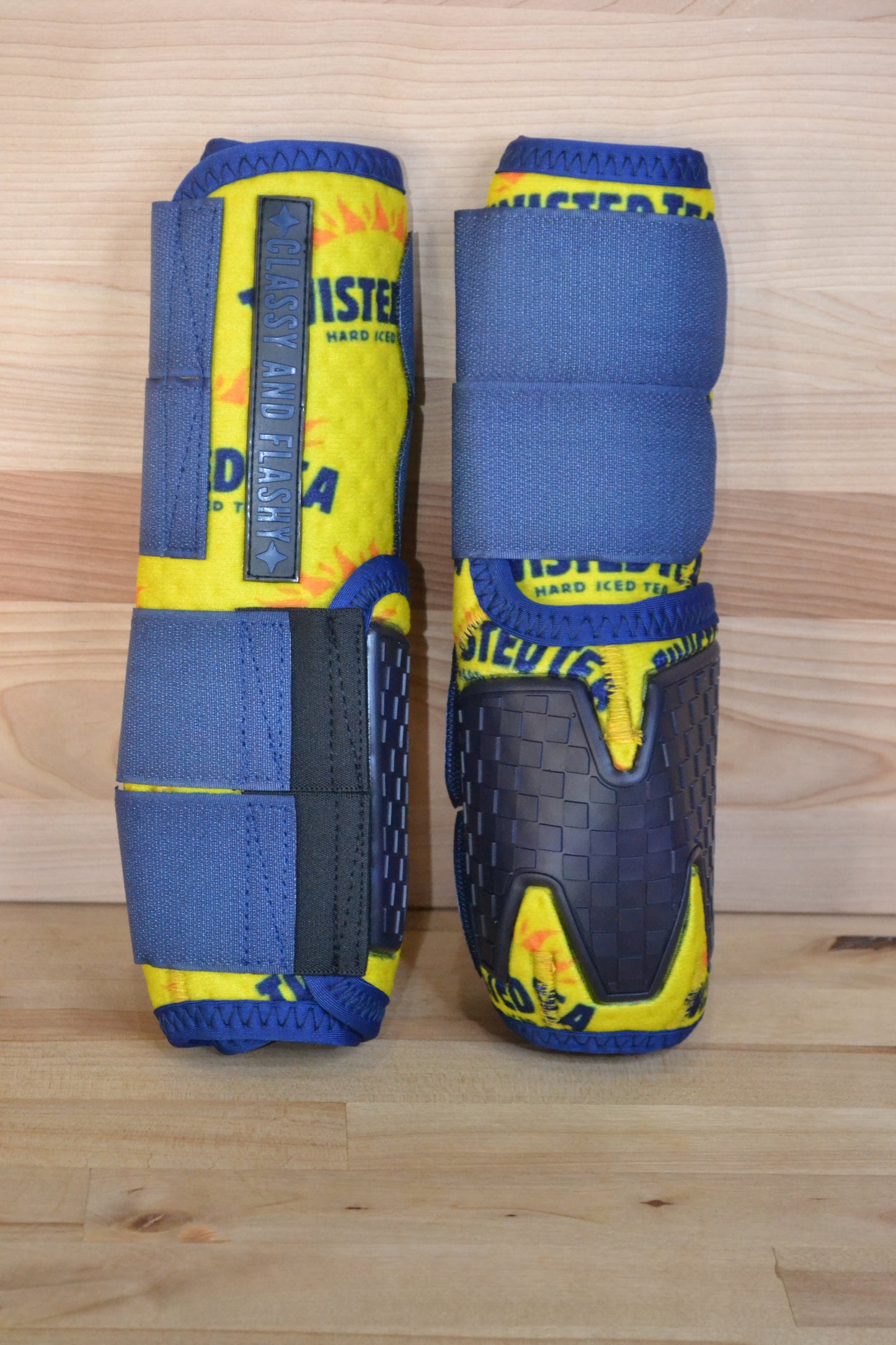 Tea Splint Boots