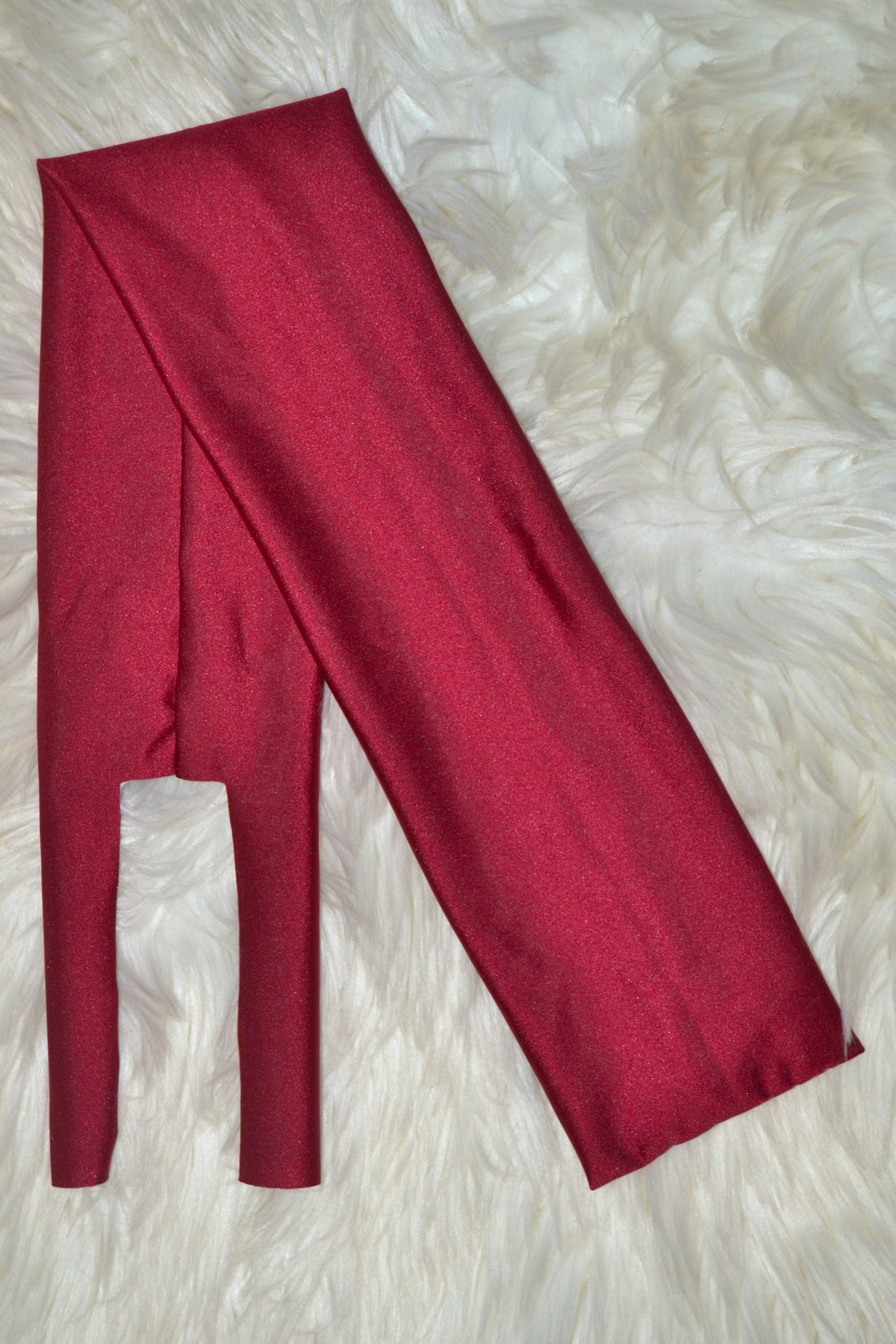 Solid Burgundy Tail Bag