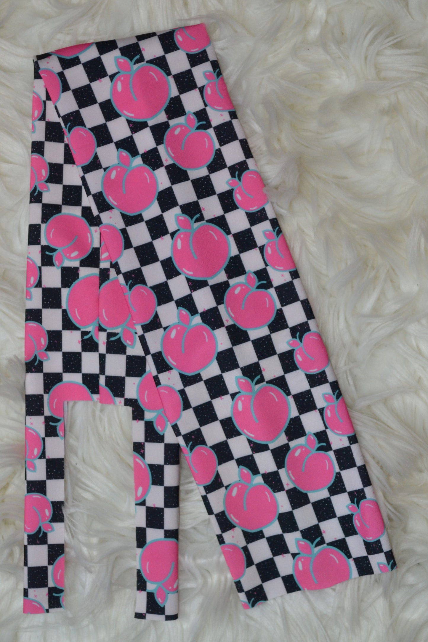 Peaches and Checkers Tail Bag