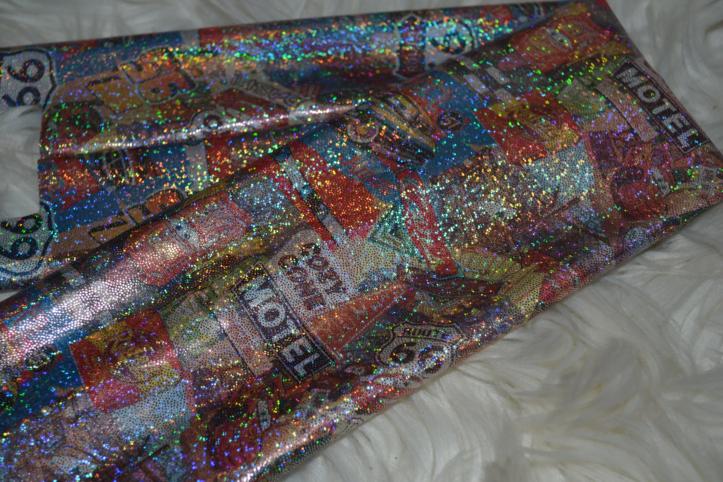 Speed Tail Bag Holographic