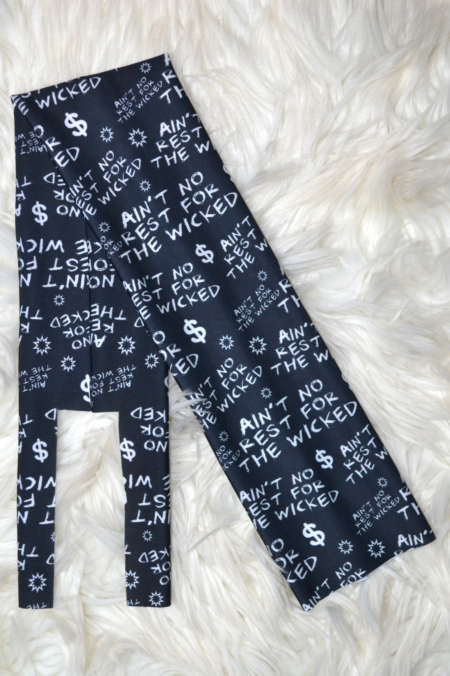 Ain't No Rest For The Wicked Tail Bag