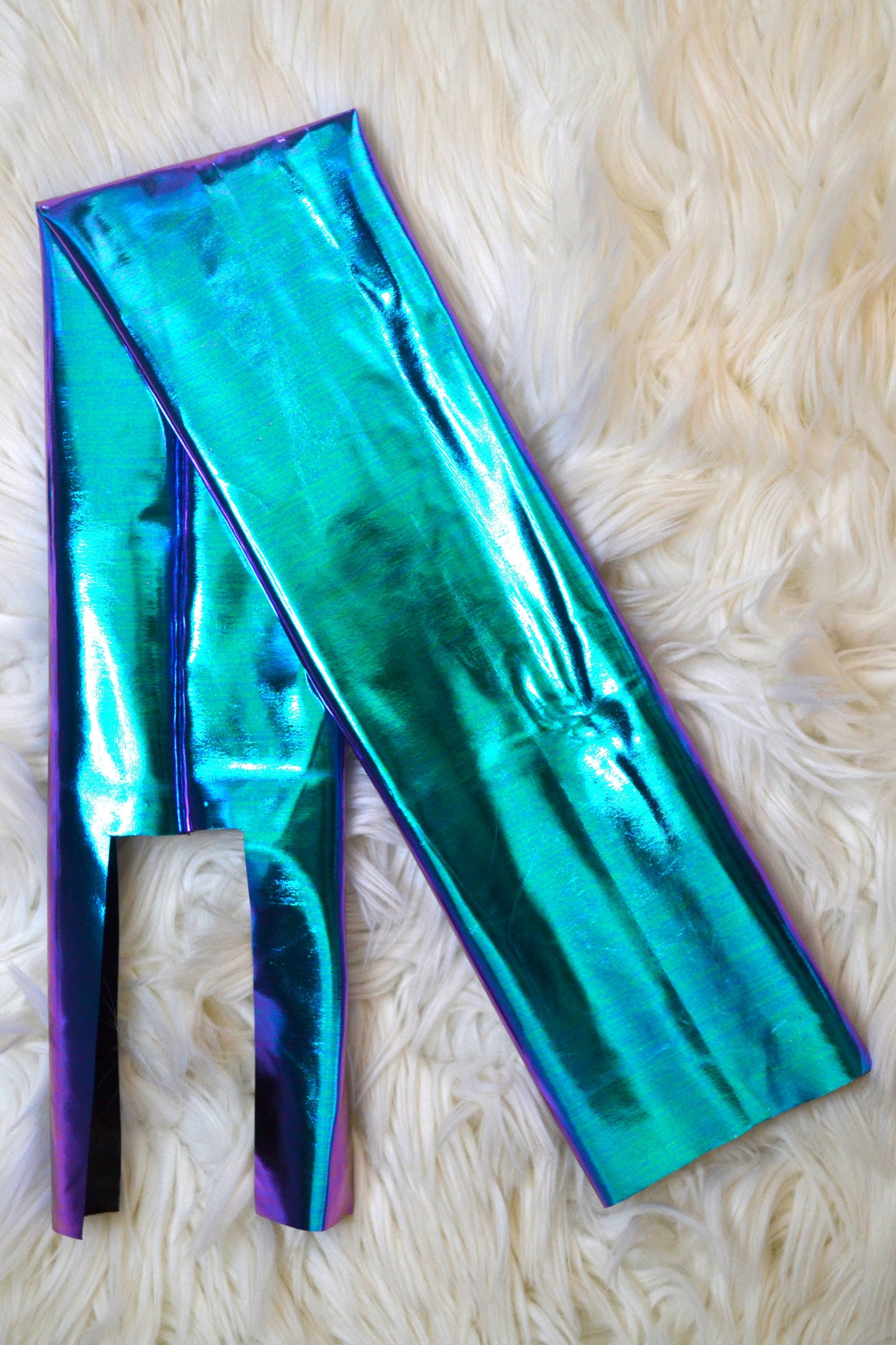 Purple Blue Color Shift Tail Bag Iridescent