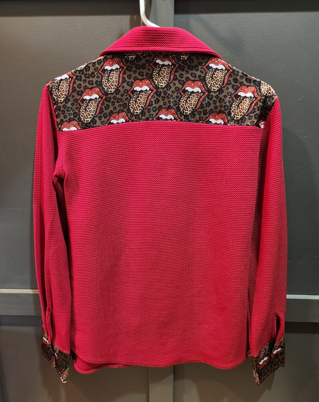 Thunderbird Rodeo Shirt Red with Leopard Tongues Size Small