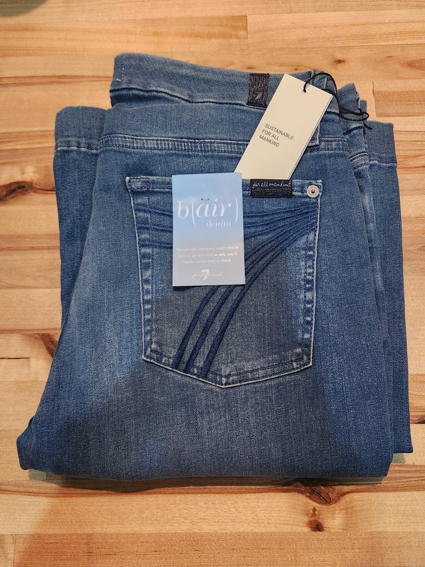 7 For All Mankind Dojos Size 30 with 35 Inseam