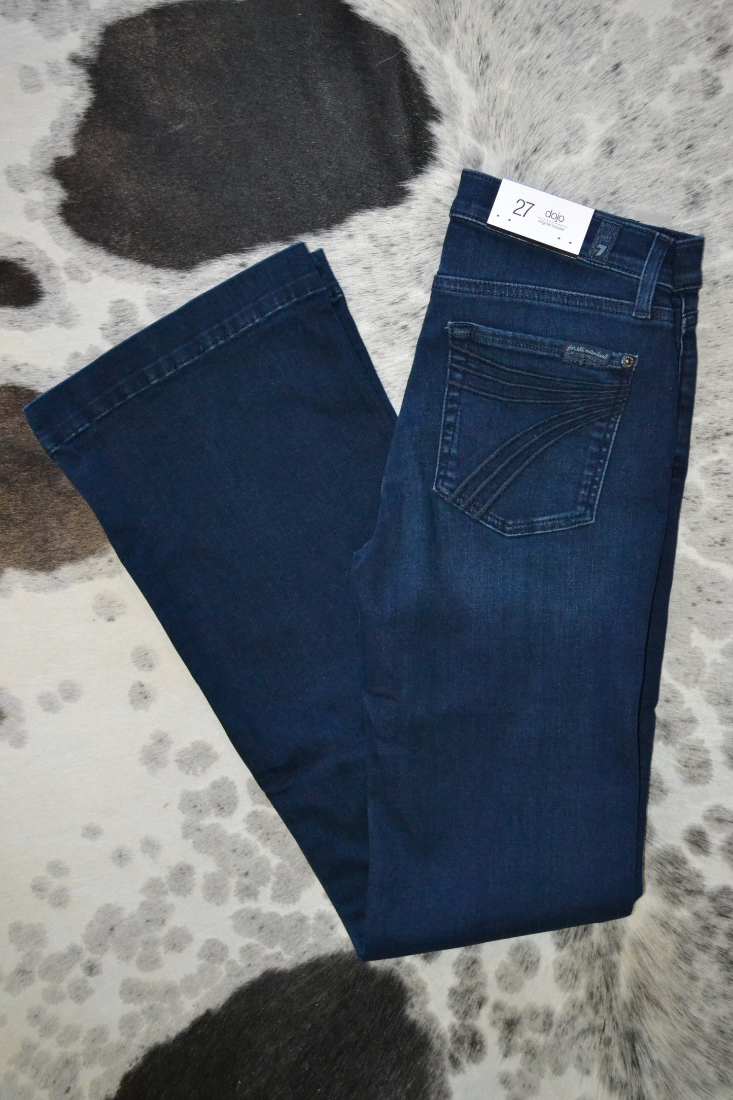 7 For All Mankind Dojos 34 Inseam