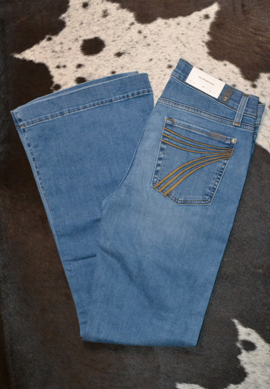 7 For All Mankind Dojos Size 28 with 32 Inseam