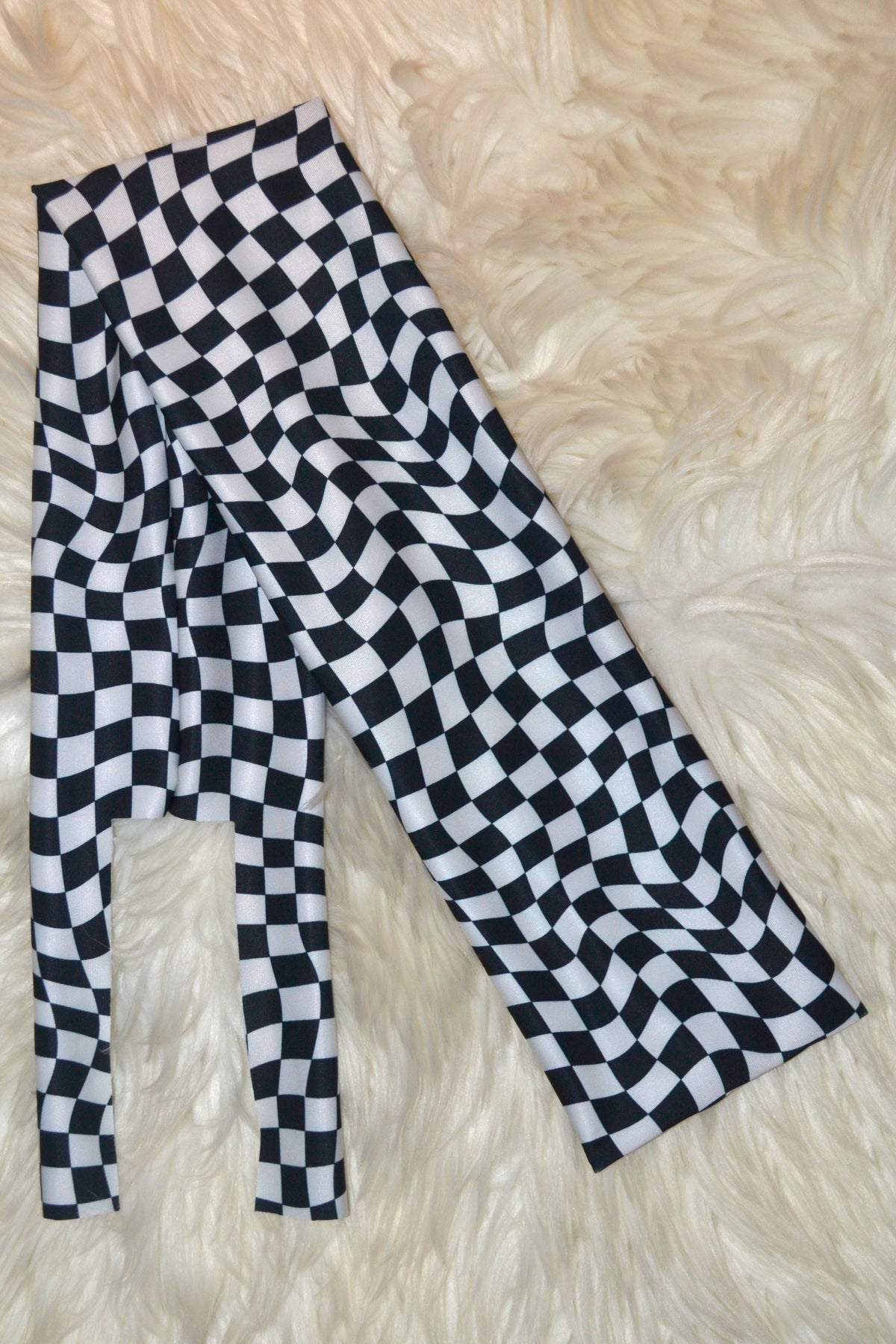 Black Check Swirl Tail Bag