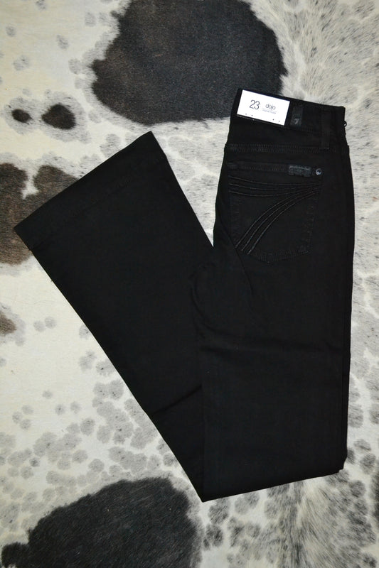 7 For All Mankind Dojos Black 35 Inseam