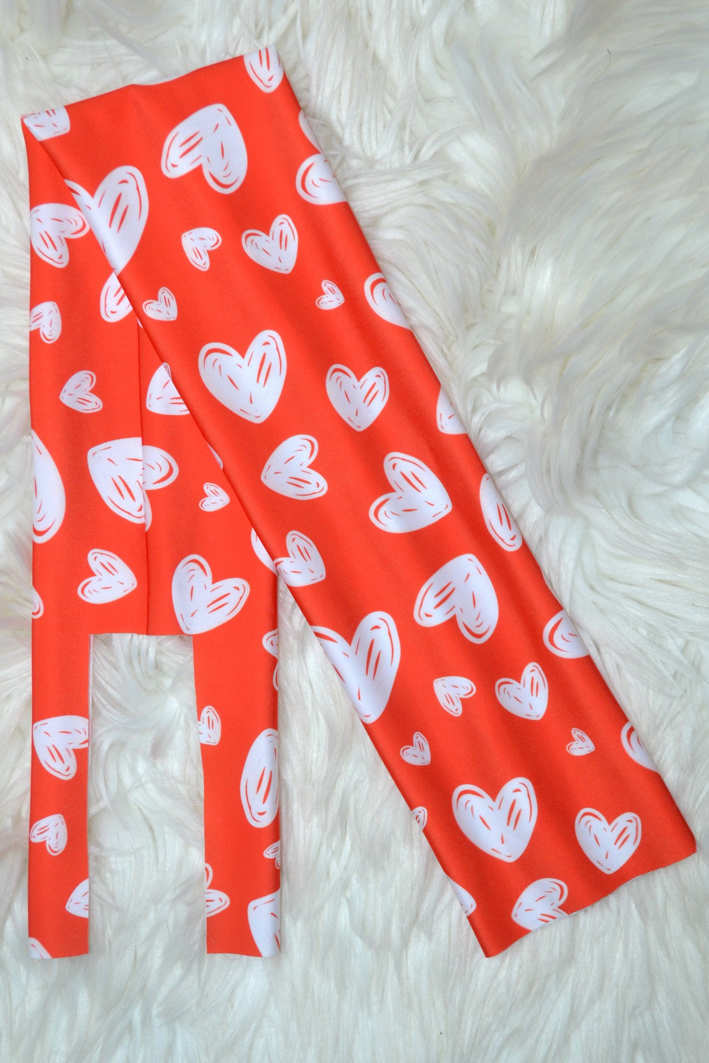 Red Hearts Tail Bag
