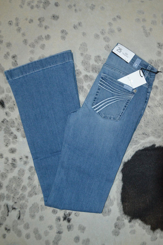 7 For All Mankind Dojos Light Wash White Pocket Size 23-34 35.5 Inseam Sadee