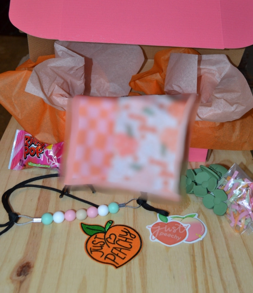 Peach Tail Bag Box